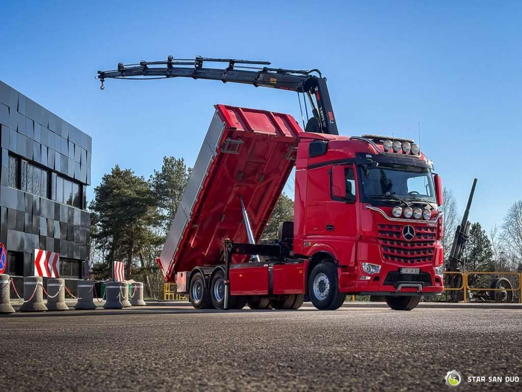 Mercedes-Benz AROCS 3358L 6x4 HIAB 192X-HIPRO E-6 Crane Kippe - Самосвал камион: снимка 3 Mercedes-Benz AROCS 3358L 6x4 HIAB 192X-HIPRO E-6 Crane Kippe - Самосвал камион: снимка 3