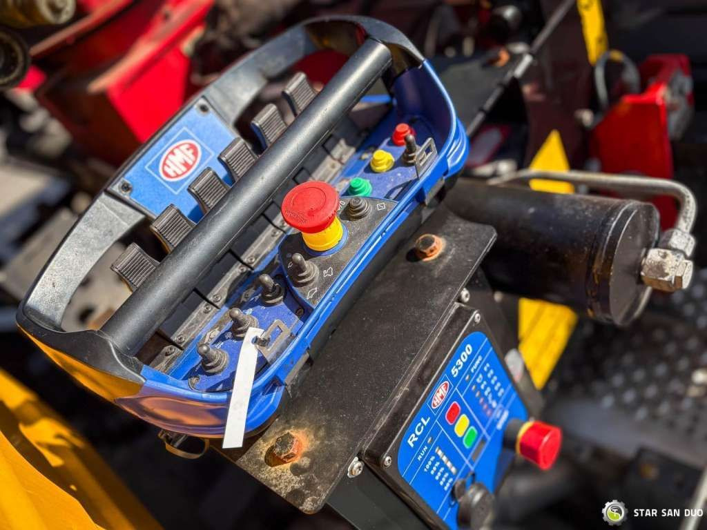 Самосвал камион Mercedes-Benz AXOR 1824 4x2 HMF 975 HDS Crane Rotator Kipper Mercedes-Benz AXOR 1824 4x2 HMF 975 HDS Crane Rotator Kipper: снимка 17 Самосвал камион Mercedes-Benz AXOR 1824 4x2 HMF 975 HDS Crane Rotator Kipper Mercedes-Benz AXOR 1824 4x2 HMF 975 HDS Crane Rotator Kipper: снимка 17