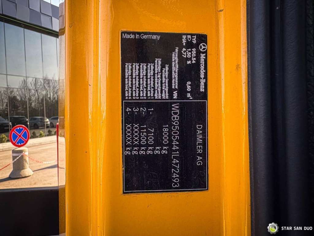 Самосвал камион Mercedes-Benz AXOR 1824 4x2 HMF 975 HDS Crane Rotator Kipper Mercedes-Benz AXOR 1824 4x2 HMF 975 HDS Crane Rotator Kipper: снимка 29 Самосвал камион Mercedes-Benz AXOR 1824 4x2 HMF 975 HDS Crane Rotator Kipper Mercedes-Benz AXOR 1824 4x2 HMF 975 HDS Crane Rotator Kipper: снимка 29