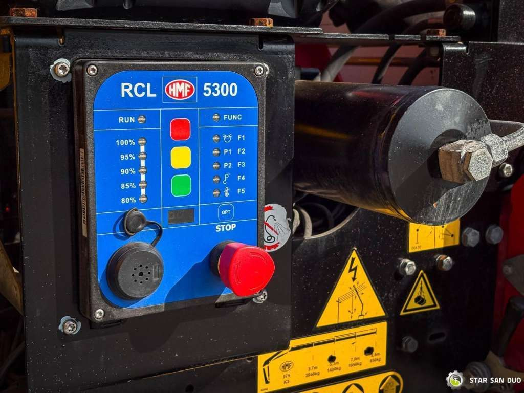 Самосвал камион Mercedes-Benz AXOR 1824 4x2 HMF 975 HDS Crane Rotator Kipper Mercedes-Benz AXOR 1824 4x2 HMF 975 HDS Crane Rotator Kipper: снимка 28 Самосвал камион Mercedes-Benz AXOR 1824 4x2 HMF 975 HDS Crane Rotator Kipper Mercedes-Benz AXOR 1824 4x2 HMF 975 HDS Crane Rotator Kipper: снимка 28