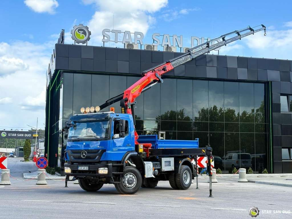 Mercedes-Benz AXOR 1833 4x4 Palfinger PK 22002 EH Crane Winch - Камион с кран: снимка 4 Mercedes-Benz AXOR 1833 4x4 Palfinger PK 22002 EH Crane Winch - Камион с кран: снимка 4