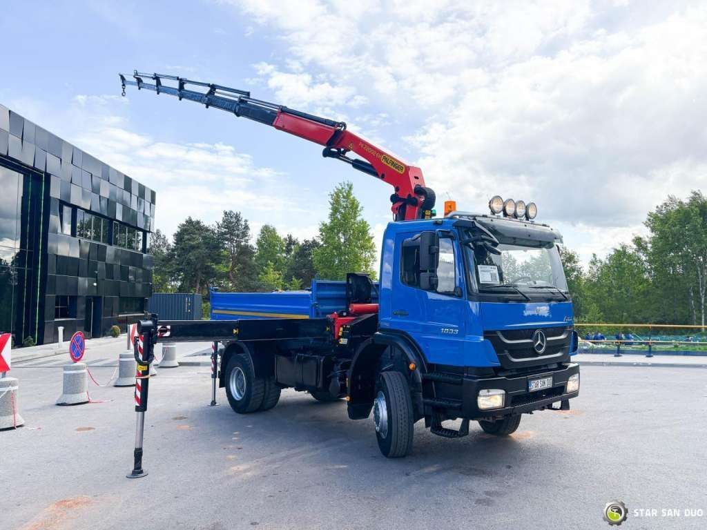 Mercedes-Benz AXOR 1833 4x4 Palfinger PK 22002 EH Crane Winch - Камион с кран: снимка 2 Mercedes-Benz AXOR 1833 4x4 Palfinger PK 22002 EH Crane Winch - Камион с кран: снимка 2