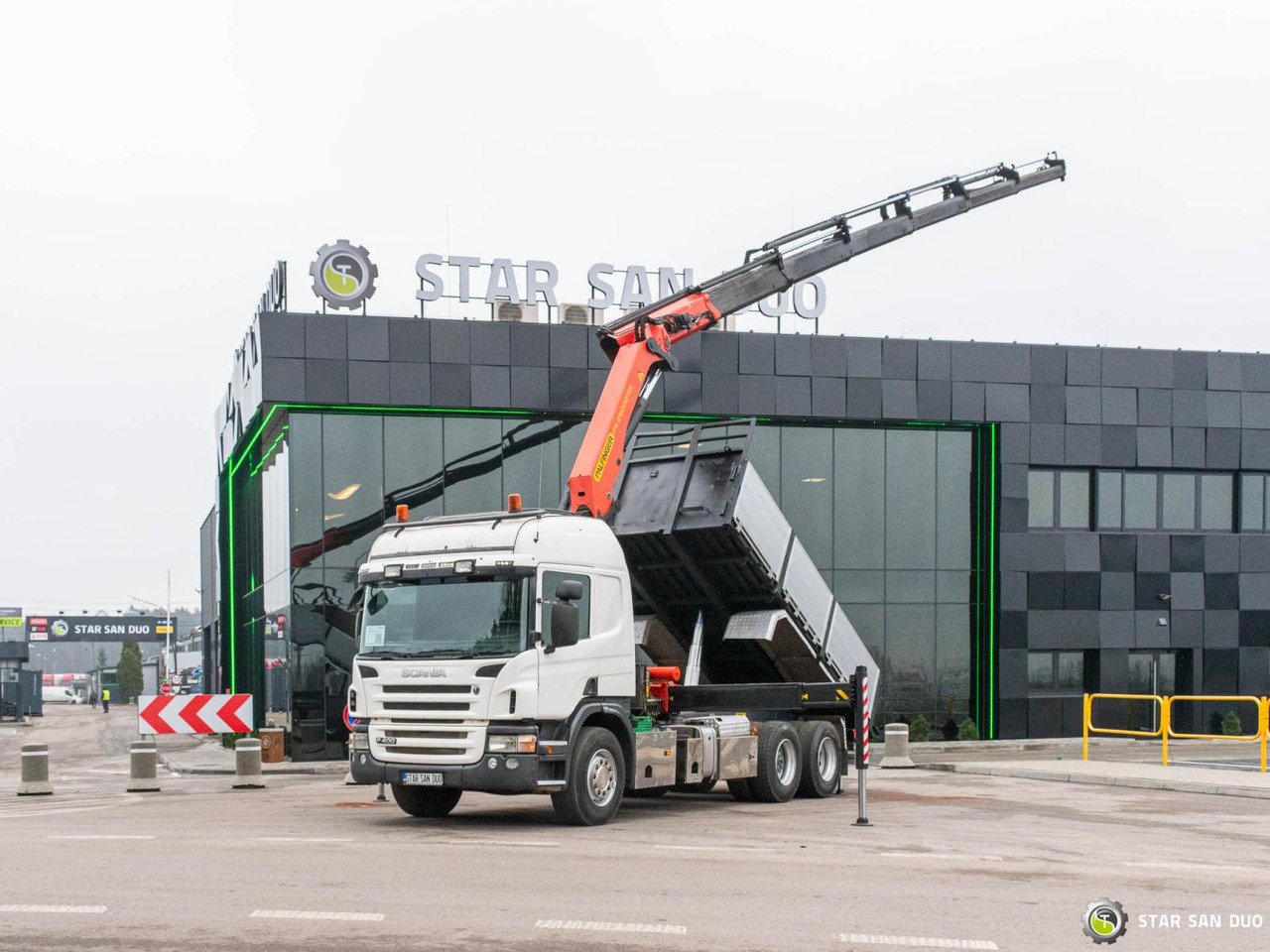 - Самосвал камион: снимка 4 - Самосвал камион: снимка 4