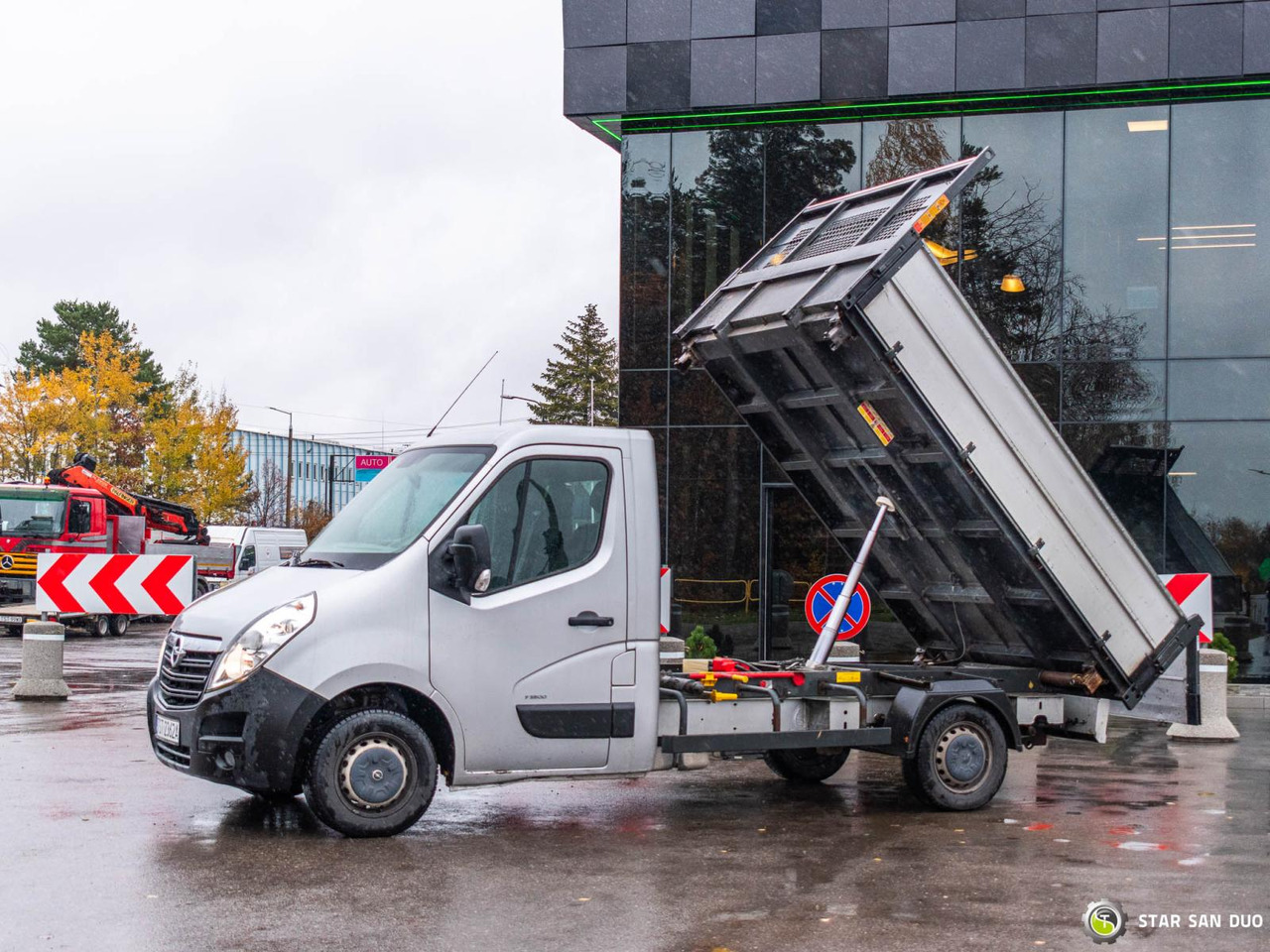 - Самосвал камион: снимка 3 - Самосвал камион: снимка 3