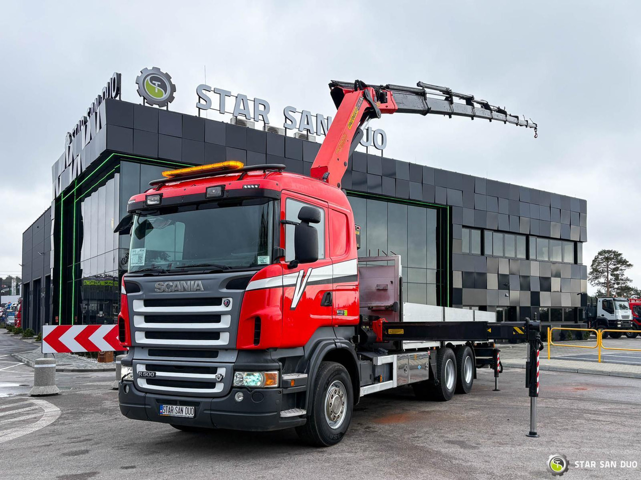 - Камион с кран: снимка 4 - Камион с кран: снимка 4