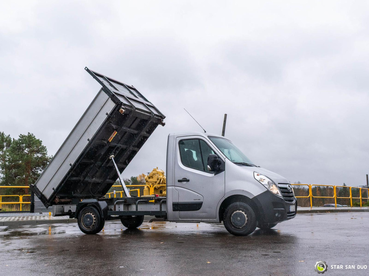 - Самосвал камион: снимка 4 - Самосвал камион: снимка 4