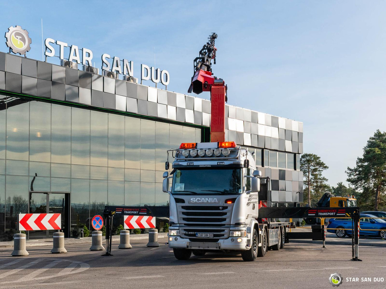 - Камион с кран: снимка 3 - Камион с кран: снимка 3