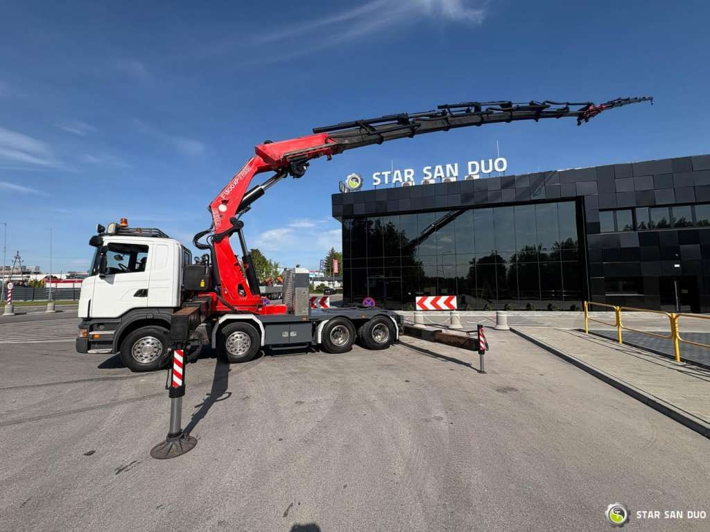 Scania R420 8x4 FASSI F1300 AXP Crane FLY JIB Euro 4 - Камион с кран: снимка 5 Scania R420 8x4 FASSI F1300 AXP Crane FLY JIB Euro 4 - Камион с кран: снимка 5
