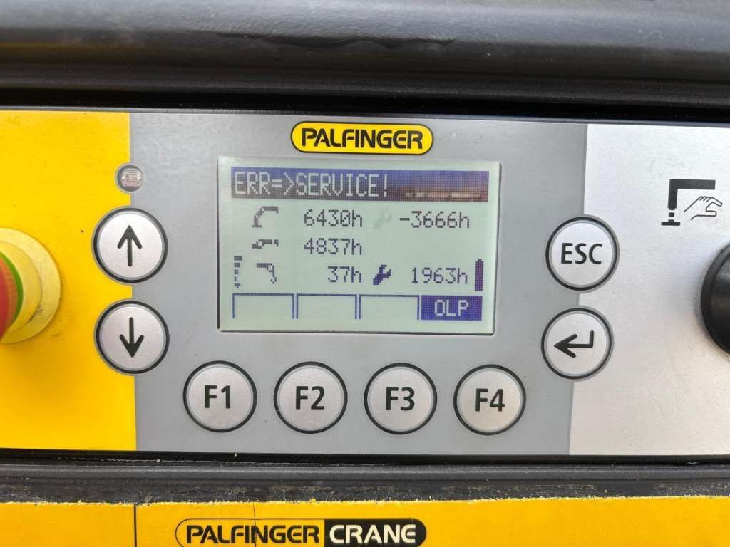 Влекач Scania  R560 8x2 PALFINGER PK 92002 SH Fly Jib Winch 5t: снимка 18