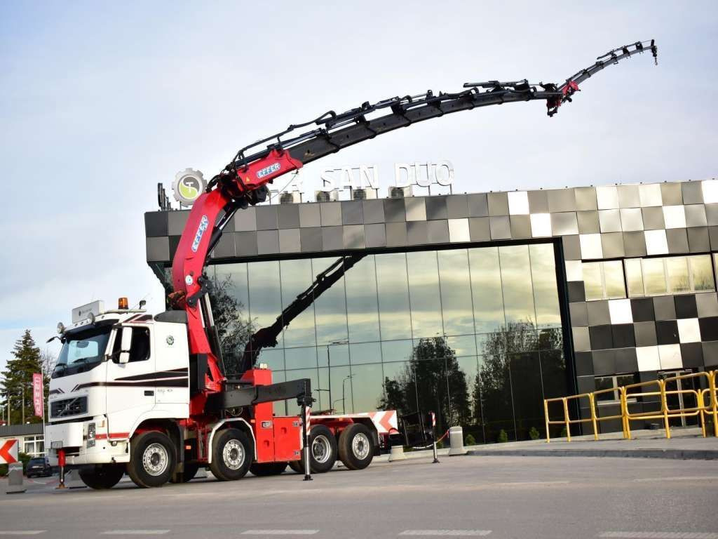 Нови Влекач Volvo  FH 520 8x2 EFFER 850 Fly Jib Winch 5th: снимка 16