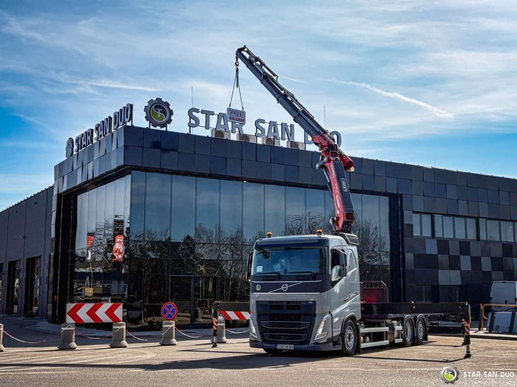 Volvo FH 500 6x2 FASSI F545R.A.2.25 CRANE KRAN NEW !! - Камион с кран: снимка 2 Volvo FH 500 6x2 FASSI F545R.A.2.25 CRANE KRAN NEW !! - Камион с кран: снимка 2
