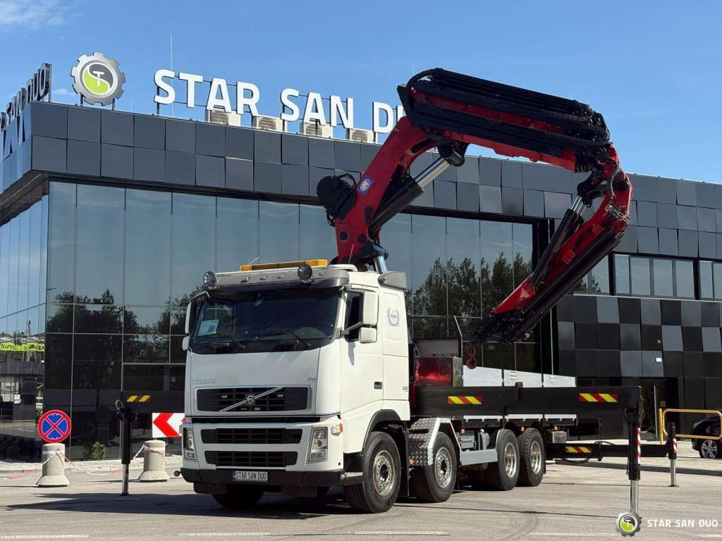 Volvo FH 520 8x4 HMF THOR K6 Fly Jib Euro 4 Winch - Камион с кран: снимка 4 Volvo FH 520 8x4 HMF THOR K6 Fly Jib Euro 4 Winch - Камион с кран: снимка 4