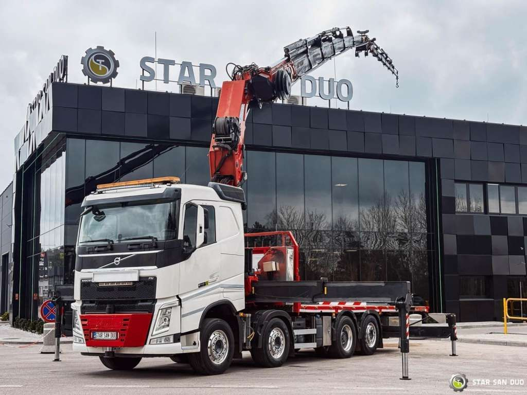 Volvo FH 550 8x2 HMF 8520 FLY JIB Winch Crane Euro 6 - Камион с кран: снимка 1 Volvo FH 550 8x2 HMF 8520 FLY JIB Winch Crane Euro 6 - Камион с кран: снимка 1