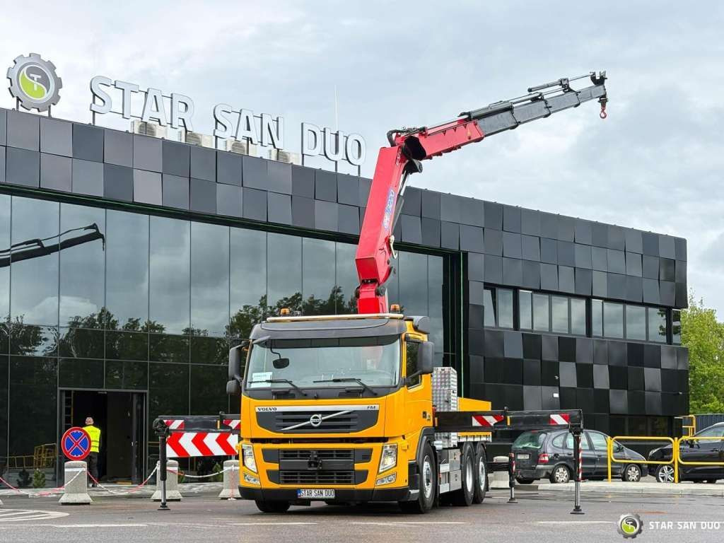 Volvo FM 460 6x4x4 HMF 3220 Crane HDS - Камион с кран: снимка 1 Volvo FM 460 6x4x4 HMF 3220 Crane HDS - Камион с кран: снимка 1