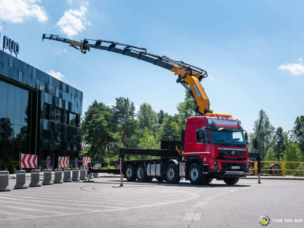 Volvo FMX 500 8x2 Effer 585 Fly Jib Winch Crane Kran - Камион с кран: снимка 4 Volvo FMX 500 8x2 Effer 585 Fly Jib Winch Crane Kran - Камион с кран: снимка 4