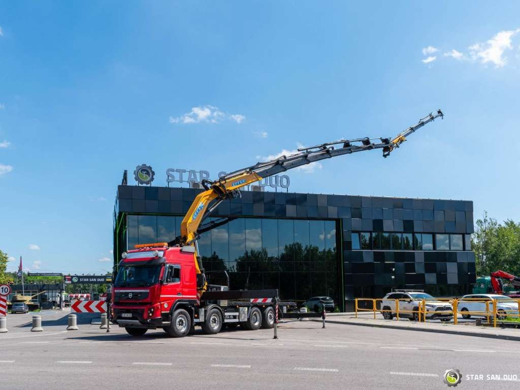 Volvo FMX 500 8x2 Effer 585 Fly Jib Winch Crane Kran - Камион с кран: снимка 2 Volvo FMX 500 8x2 Effer 585 Fly Jib Winch Crane Kran - Камион с кран: снимка 2