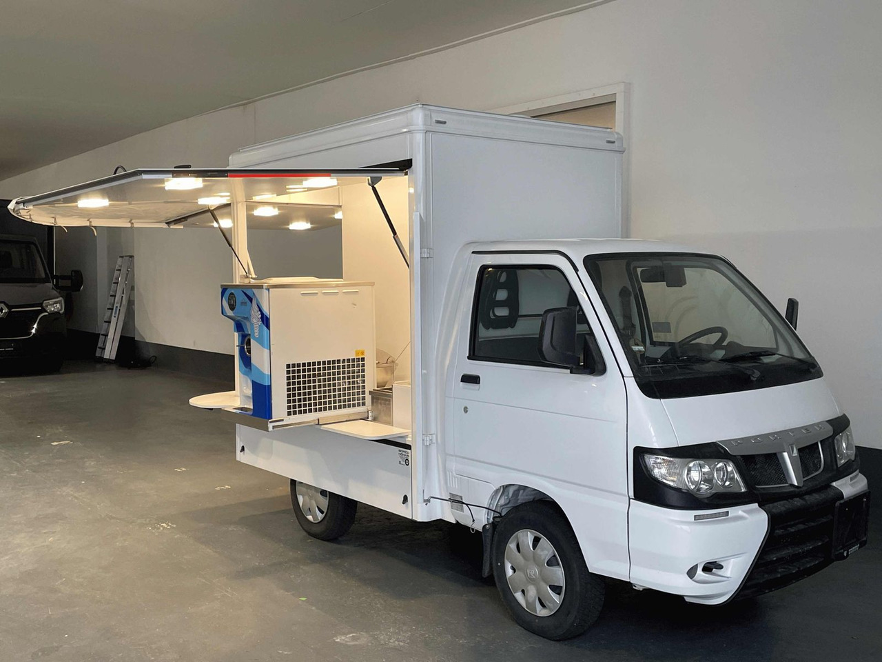 Piaggio Porter - Магазин камион: снимка 4 Piaggio Porter - Магазин камион: снимка 4