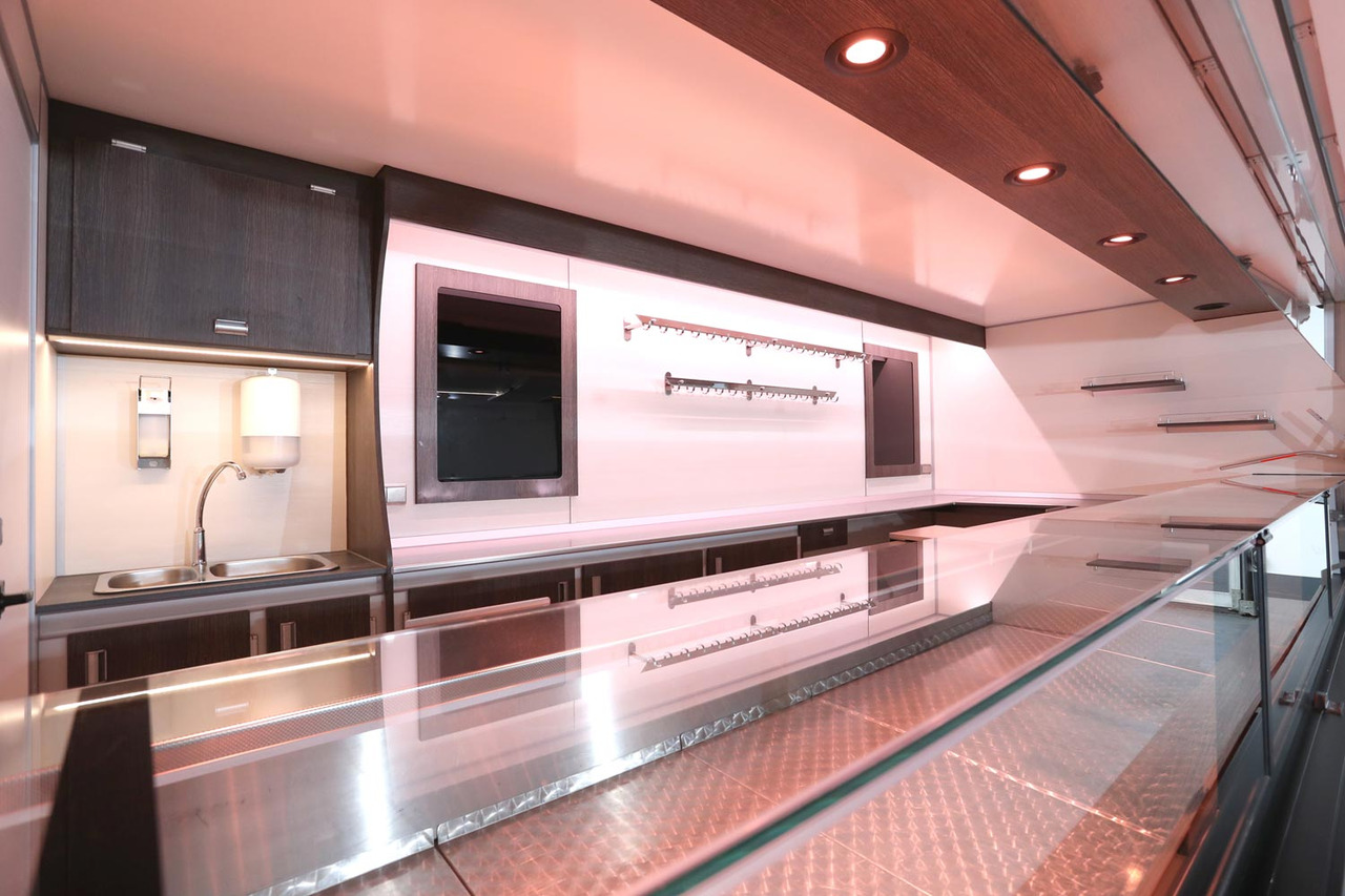 Wochenmarktmobil BORCO HÖHNS - Магазин камион: снимка 5 Wochenmarktmobil BORCO HÖHNS - Магазин камион: снимка 5