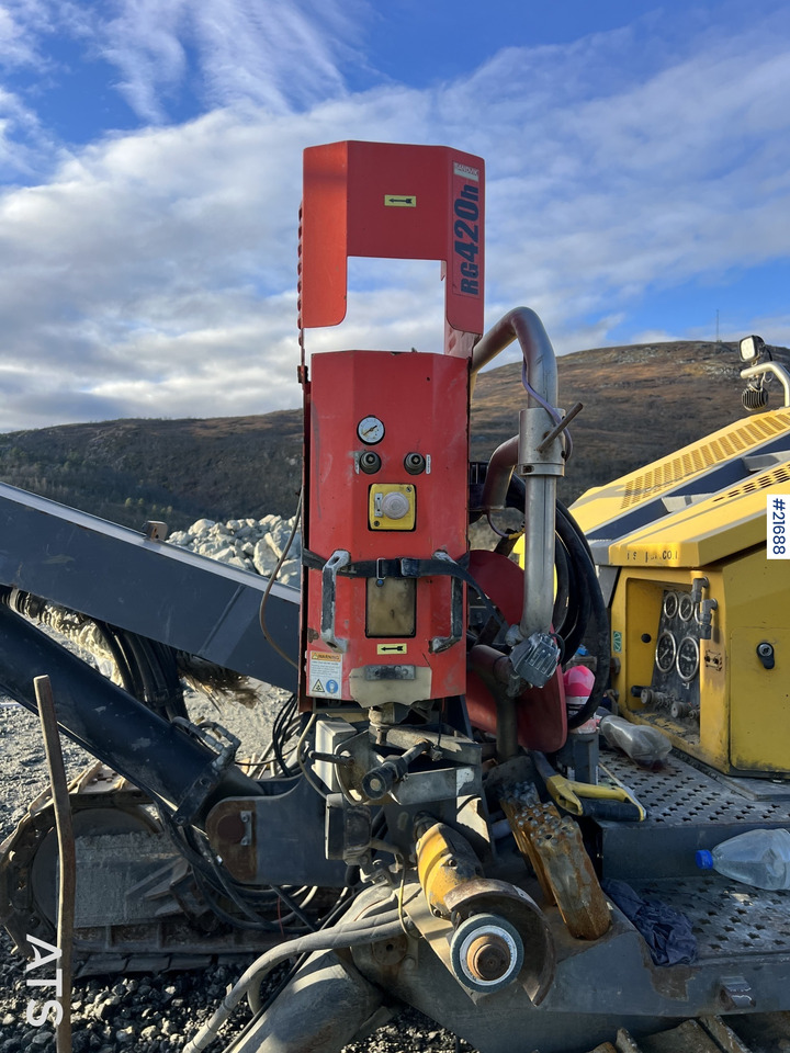 Пробивна машина Atlas Copco T35R-01 Borerigg m/ cop 2540 hammer, sliper og Leica gps: снимка 14 Пробивна машина Atlas Copco T35R-01 Borerigg m/ cop 2540 hammer, sliper og Leica gps: снимка 14