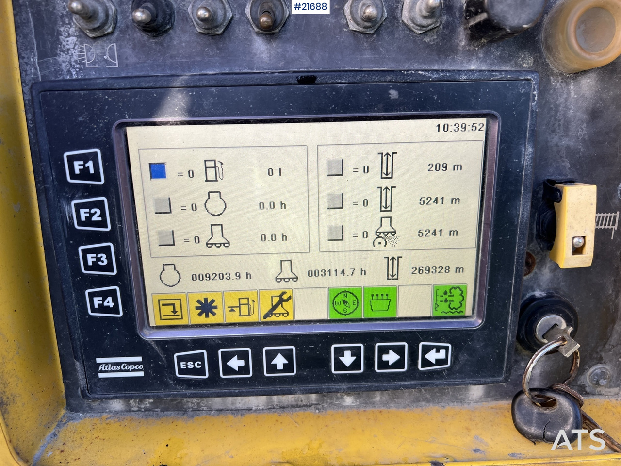 Пробивна машина Atlas Copco T35R-01 Borerigg m/ cop 2540 hammer, sliper og Leica gps: снимка 19 Пробивна машина Atlas Copco T35R-01 Borerigg m/ cop 2540 hammer, sliper og Leica gps: снимка 19