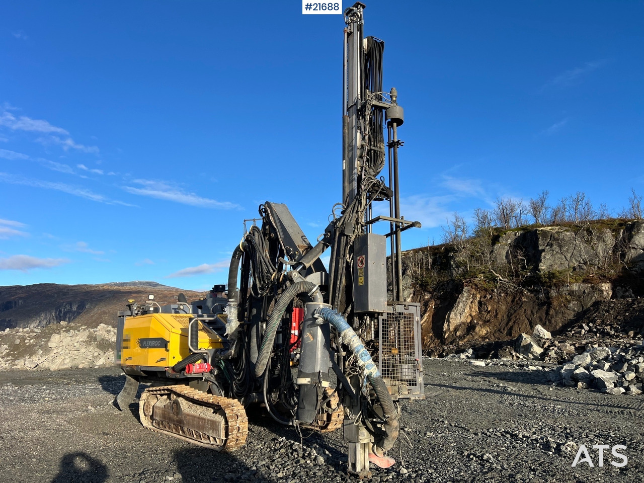 Atlas Copco T35R-01 Borerigg m/ cop 2540 hammer, sliper og Leica gps - Пробивна машина: снимка 4 Atlas Copco T35R-01 Borerigg m/ cop 2540 hammer, sliper og Leica gps - Пробивна машина: снимка 4
