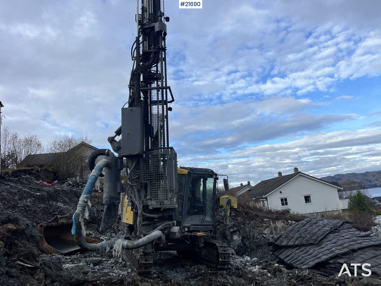 Atlas Copco smartroc T40-11 Borerigg m/ 2560 hammer, CME sliper og Leica gps - Пробивна машина: снимка 3 Atlas Copco smartroc T40-11 Borerigg m/ 2560 hammer, CME sliper og Leica gps - Пробивна машина: снимка 3
