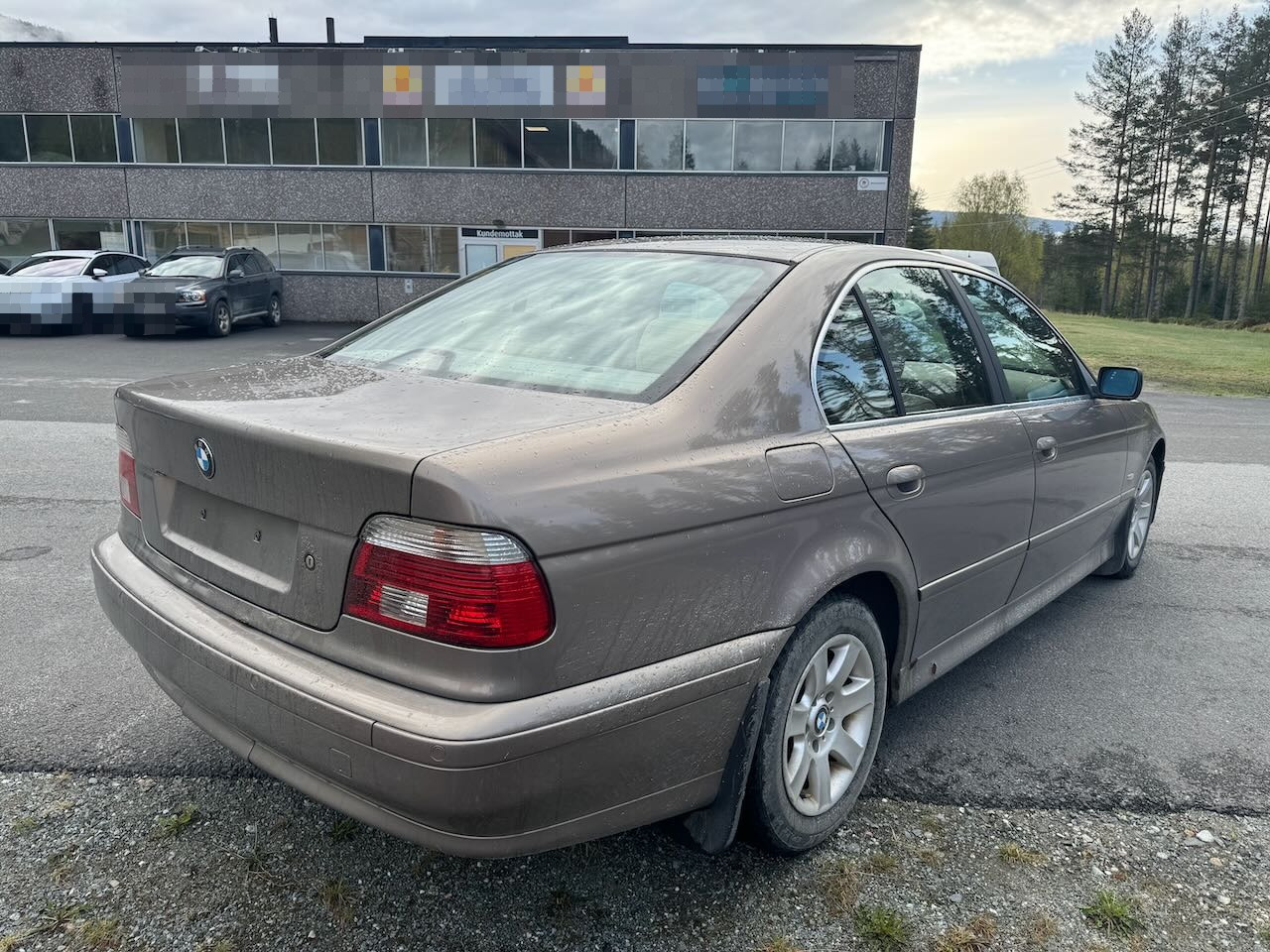 BMW 5-SERIE - Лек автомобил: снимка 5 BMW 5-SERIE - Лек автомобил: снимка 5