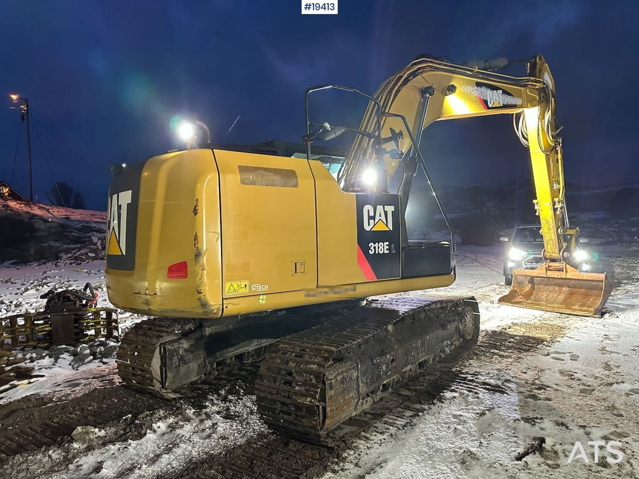 CAT 318EL crawler excavator w/ Cleaning bucket, tooth bucket and rototilt. WATCH VIDEO. - Багер: снимка 5 CAT 318EL crawler excavator w/ Cleaning bucket, tooth bucket and rototilt. WATCH VIDEO. - Багер: снимка 5