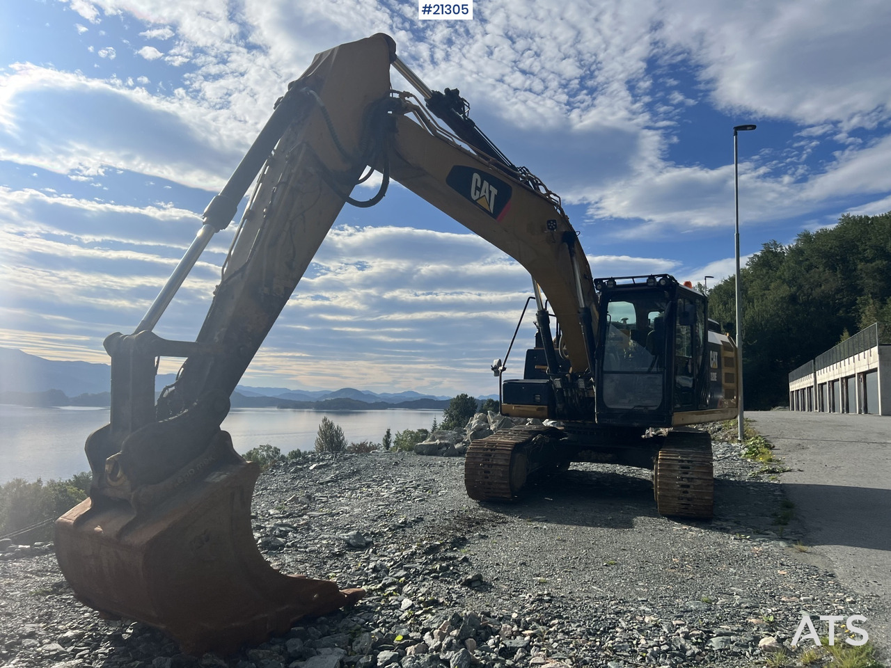 CAT 320 EL - Верижен багер: снимка 3 CAT 320 EL - Верижен багер: снимка 3