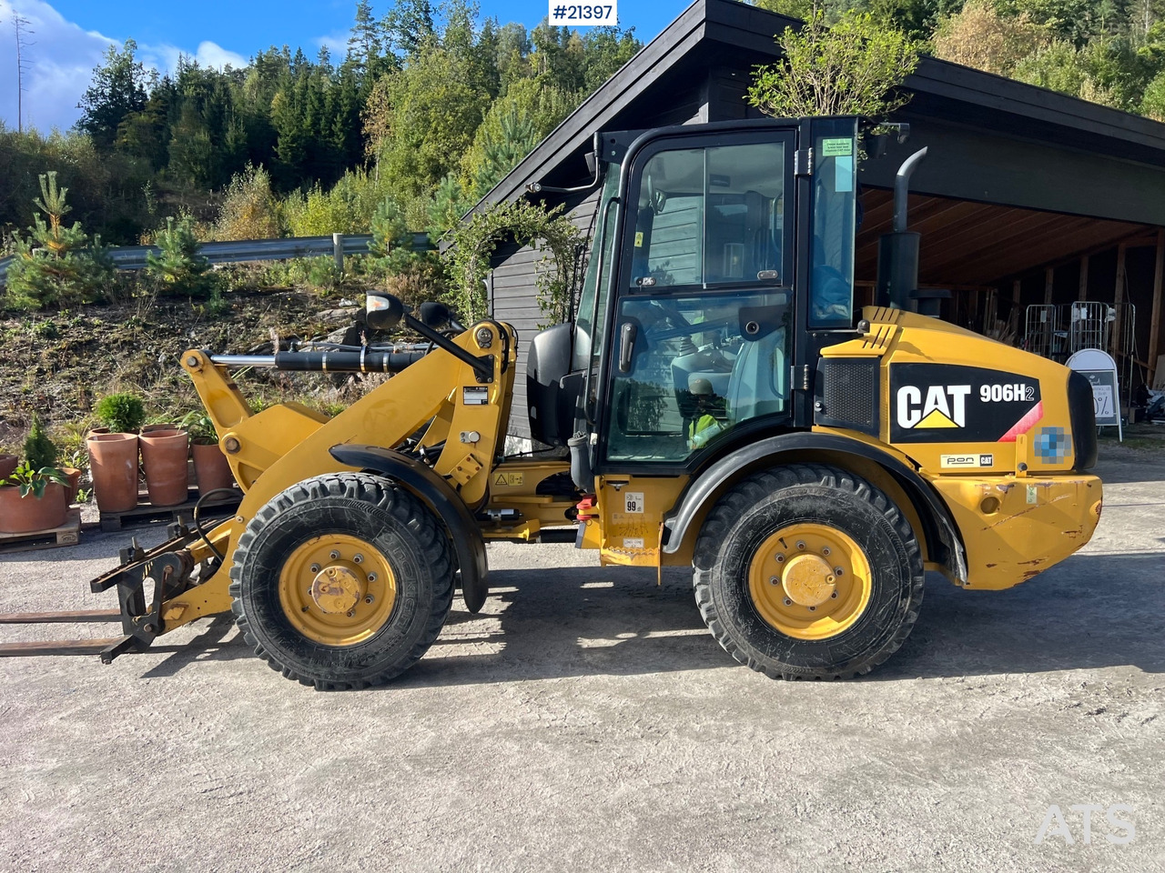 CAT 906H2 - Колесен товарач: снимка 5 CAT 906H2 - Колесен товарач: снимка 5