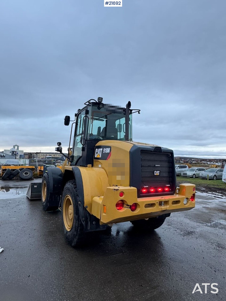 CAT 918M hjullaster m/ planering skuffe, klappvinge skuffe og snøfres. SE VIDEO - Колесен товарач: снимка 4 CAT 918M hjullaster m/ planering skuffe, klappvinge skuffe og snøfres. SE VIDEO - Колесен товарач: снимка 4
