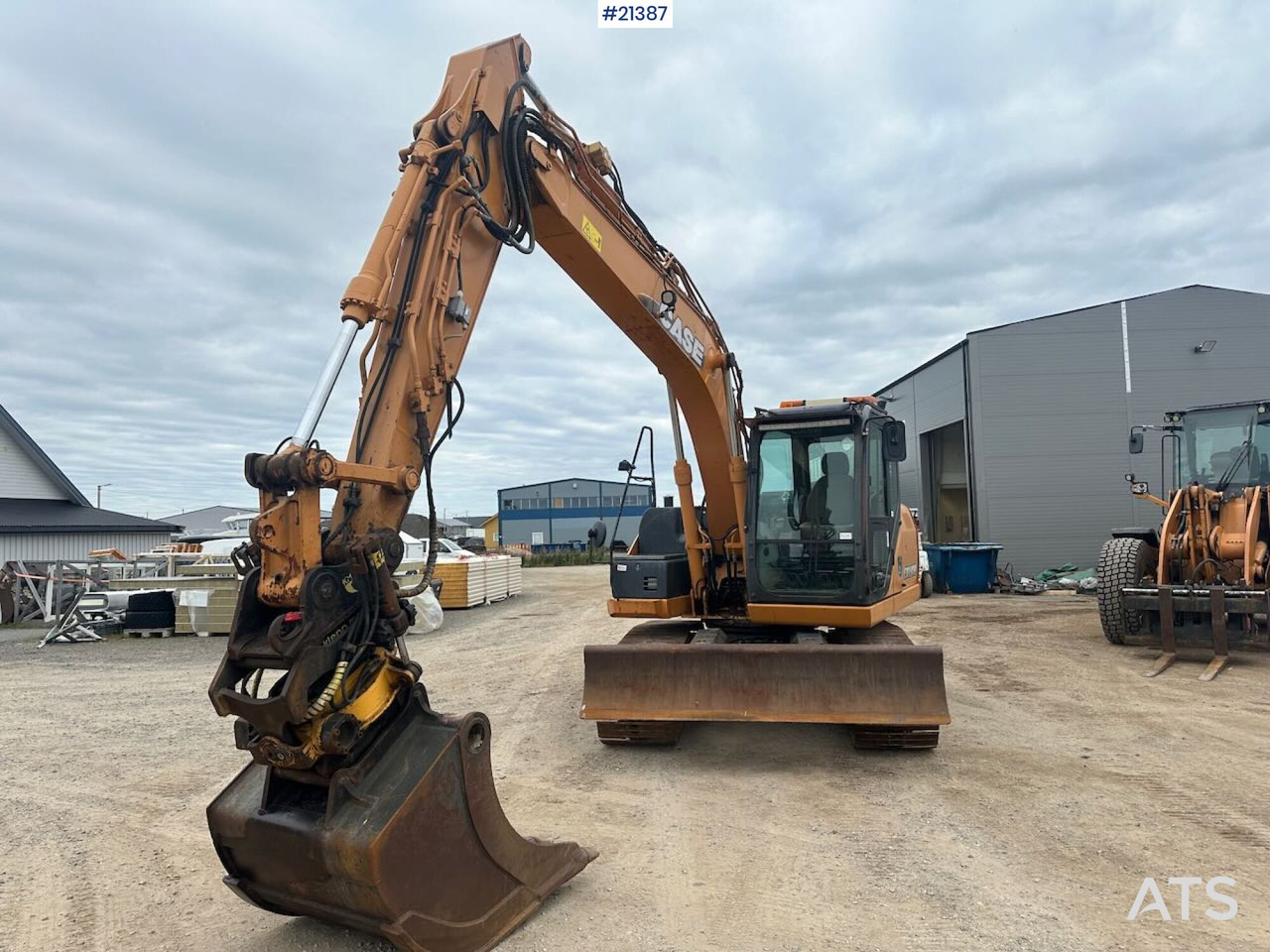 Case 2011 Case CX130B gravemaskin m/ rototilt og to skuffer. SE VIDEO. - Багер: снимка 3 Case 2011 Case CX130B gravemaskin m/ rototilt og to skuffer. SE VIDEO. - Багер: снимка 3