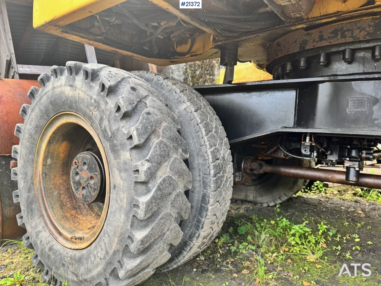 Колесен багер Caterpillar 212B: снимка 10