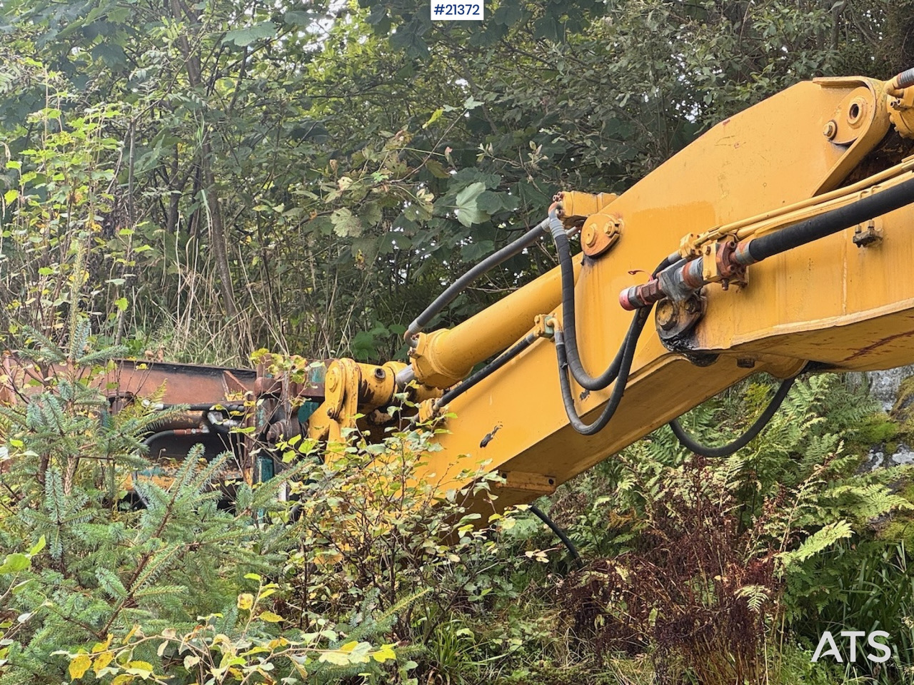 Колесен багер Caterpillar 212B: снимка 19
