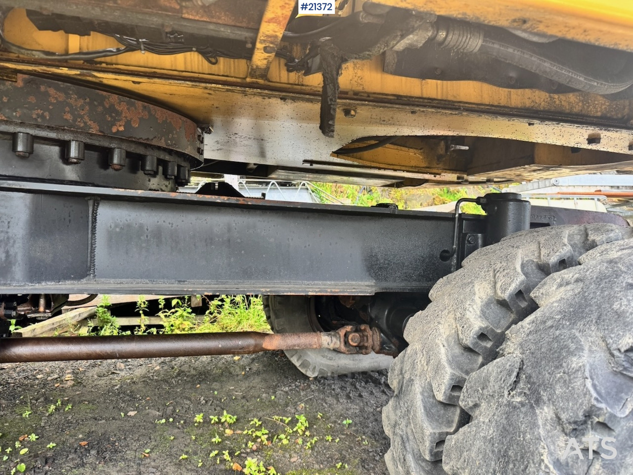 Колесен багер Caterpillar 212B: снимка 8