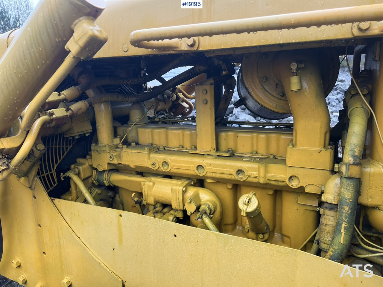 Булдозер Caterpillar D5B: снимка 25 Булдозер Caterpillar D5B: снимка 25