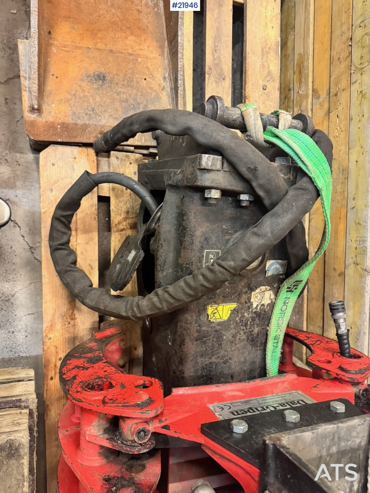 Caterpillar Pigghammer - Хидравличен чук: снимка 2 Caterpillar Pigghammer - Хидравличен чук: снимка 2