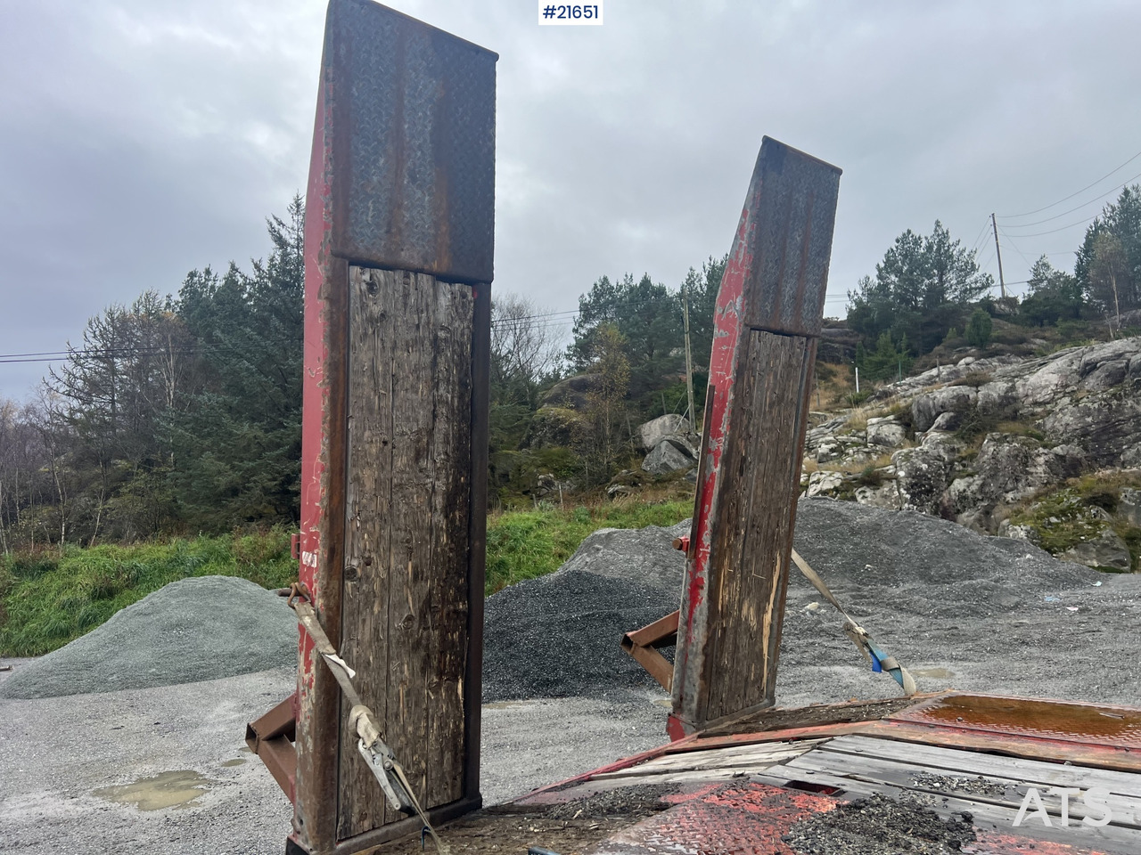 Damm 3 akslet maskinhenger m/ hydrauliske kjørebroer - Автовоз ремарке: снимка 5 Damm 3 akslet maskinhenger m/ hydrauliske kjørebroer - Автовоз ремарке: снимка 5