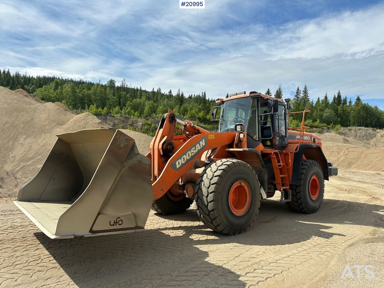 Doosan DL 450-3 - Колесен товарач: снимка 3 Doosan DL 450-3 - Колесен товарач: снимка 3