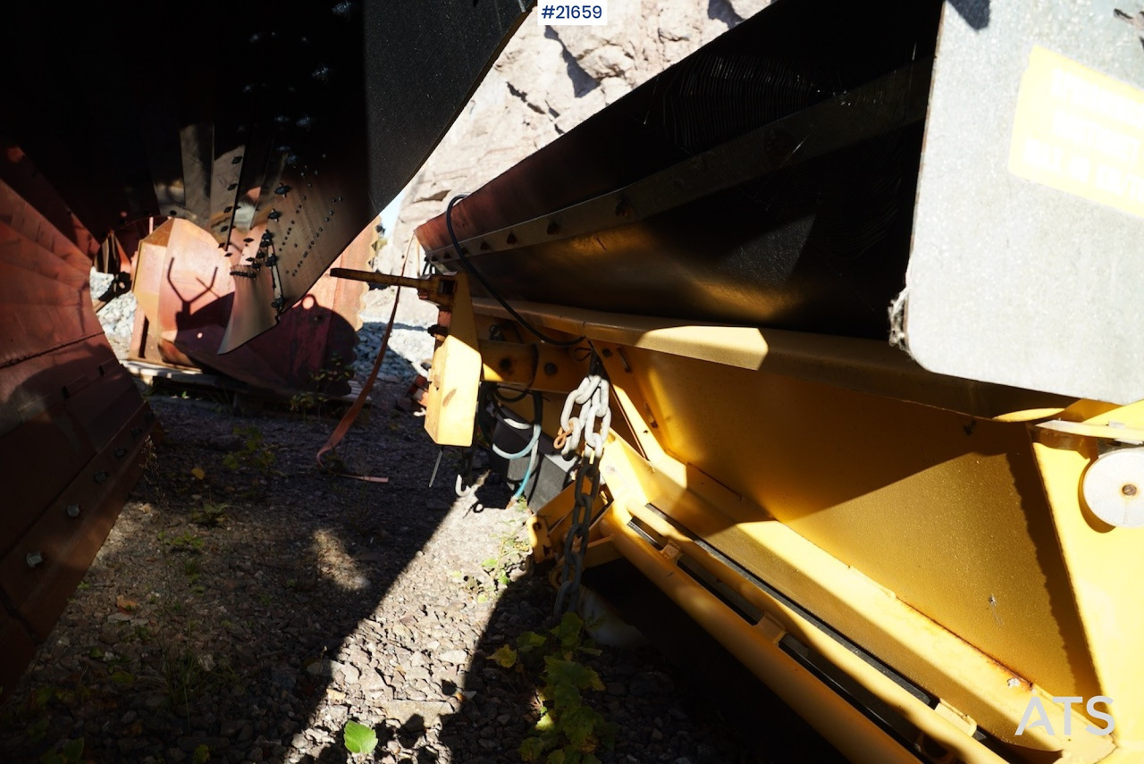 Машина за разпръскване на сол/ Пясък Falköping Falköping sandstrøer for lastebil type LB1000: снимка 16