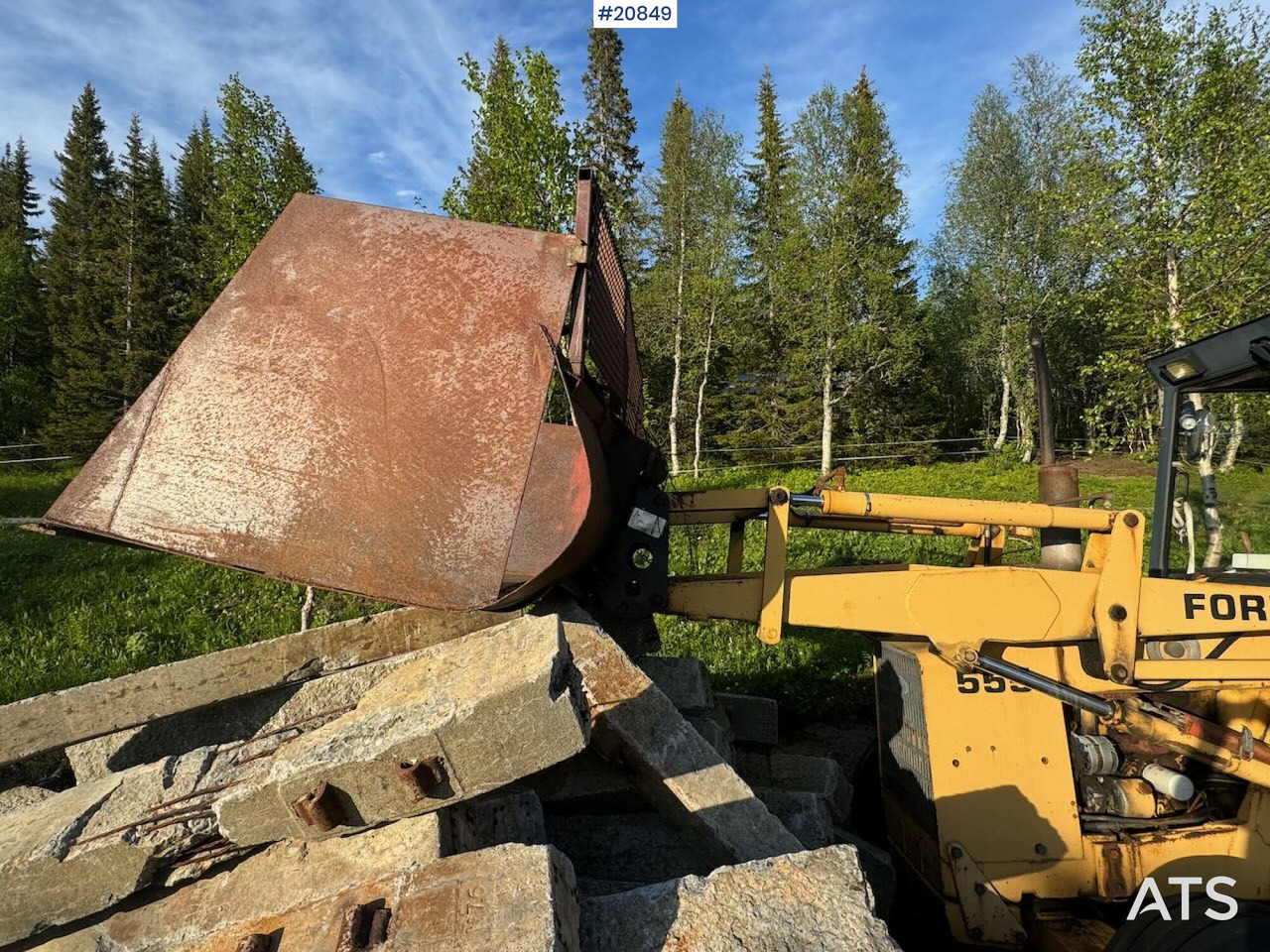Ford 555 - Багер-товарач: снимка 4 Ford 555 - Багер-товарач: снимка 4