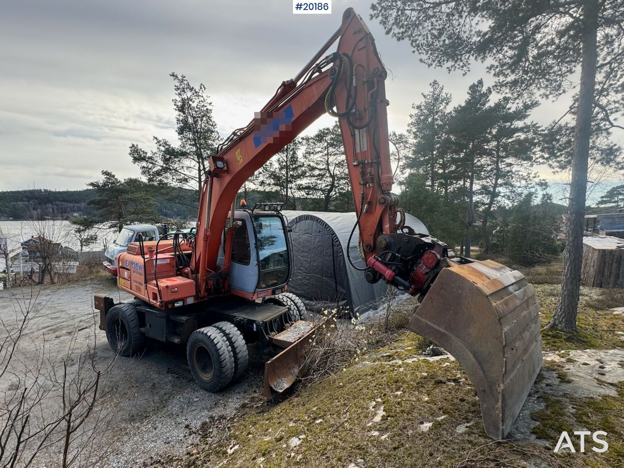 Hitachi EX135W - Багер: снимка 3 Hitachi EX135W - Багер: снимка 3