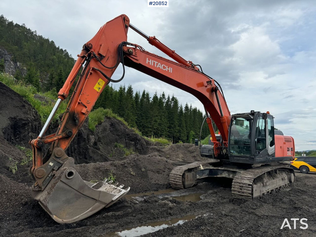 Hitachi ZX280LC-3 - Верижен багер: снимка 3 Hitachi ZX280LC-3 - Верижен багер: снимка 3