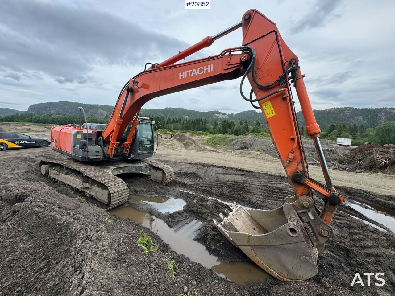 Hitachi ZX280LC-3 - Верижен багер: снимка 4 Hitachi ZX280LC-3 - Верижен багер: снимка 4