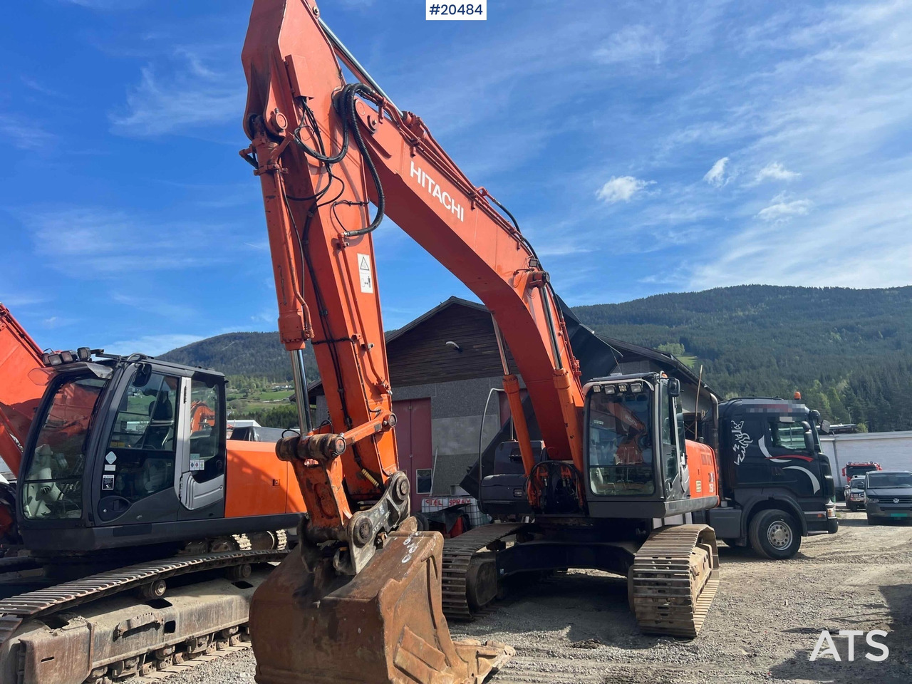 Hitachi ZX350LC-3 - Багер: снимка 2 Hitachi ZX350LC-3 - Багер: снимка 2