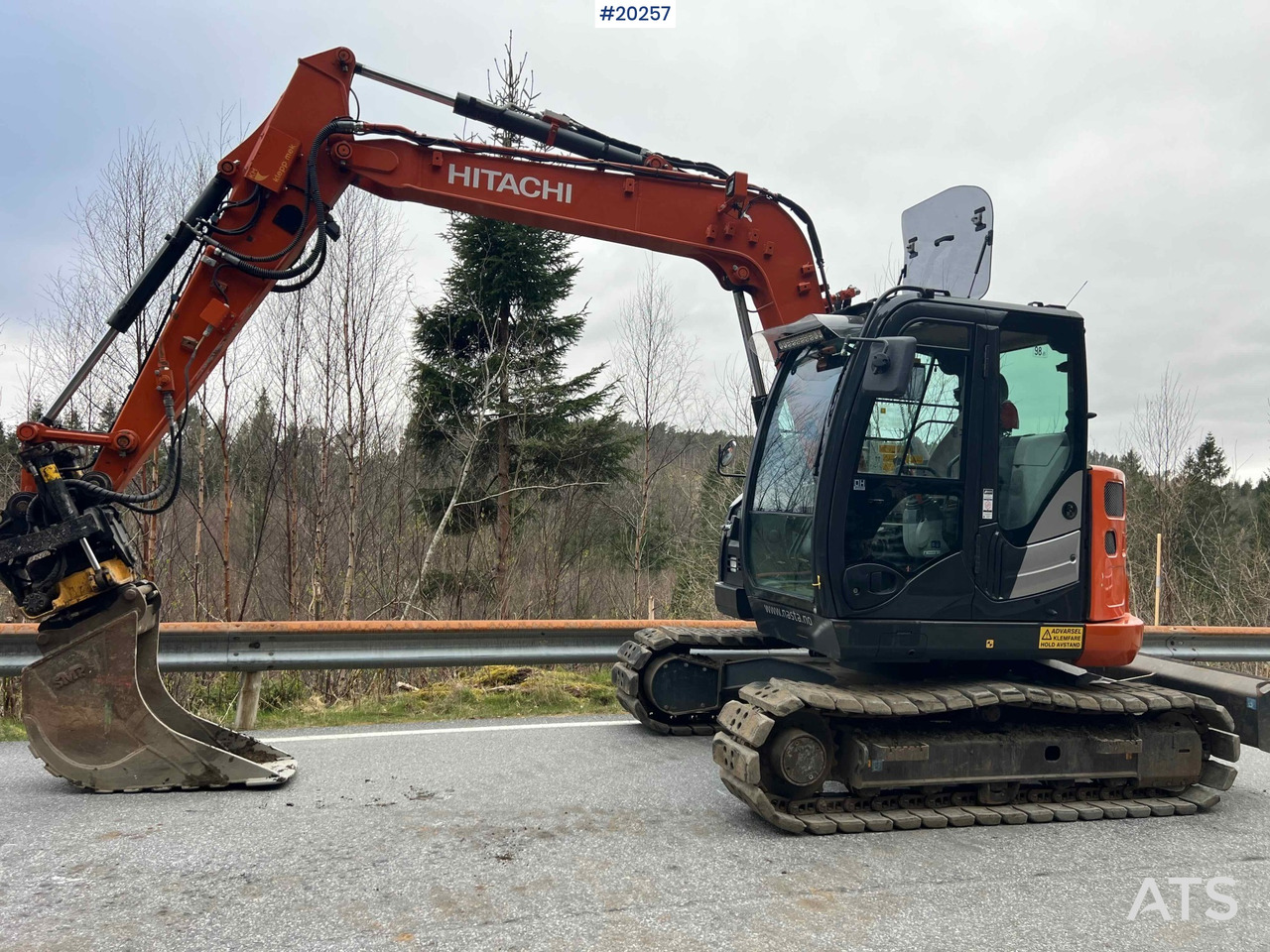 Hitachi ZX85 US-6 - Багер: снимка 3 Hitachi ZX85 US-6 - Багер: снимка 3