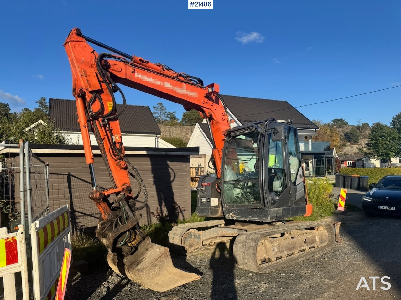 Hitachi ZX85US-5A - Верижен багер: снимка 2 Hitachi ZX85US-5A - Верижен багер: снимка 2