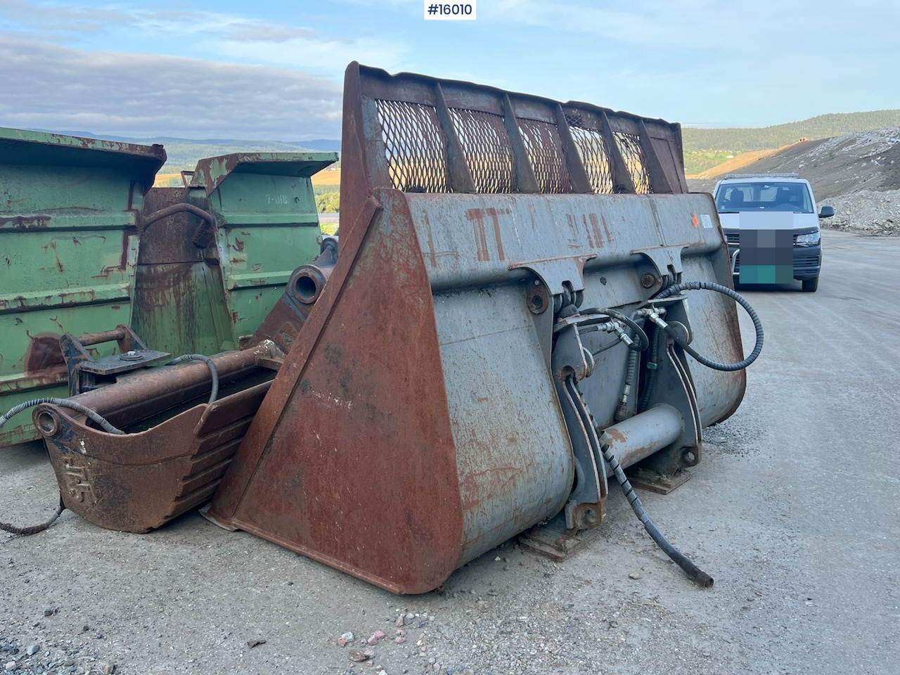 Hjullasterskuffe m/ liten BM feste - Кофа за багер за Строителна техника: снимка 4 Hjullasterskuffe m/ liten BM feste - Кофа за багер за Строителна техника: снимка 4