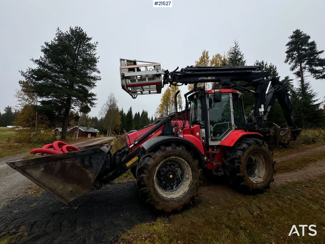 Huddig 1260B Traktorgraver m/ Huddig 2000 lift, tilt og pusseskuffe - Багер-товарач: снимка 1 Huddig 1260B Traktorgraver m/ Huddig 2000 lift, tilt og pusseskuffe - Багер-товарач: снимка 1