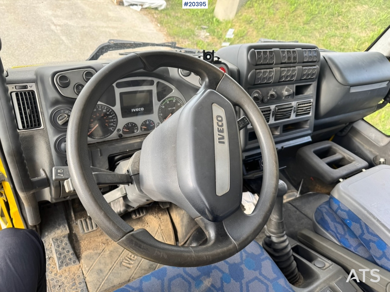 Камион пътна помощ Iveco 75E15: снимка 37